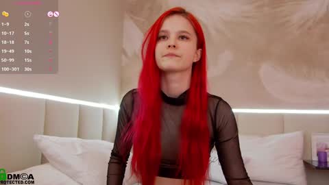 Snapshot of rina_red_ chatting on January 25, 8:21 am Rina online show from January 25, 8:21 am