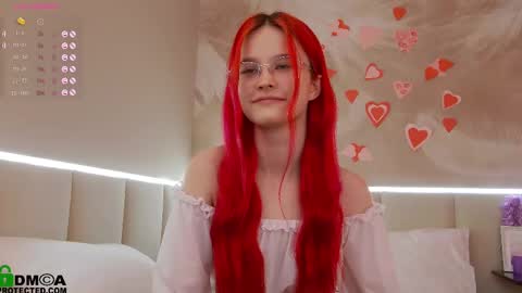 Snapshot of rina_red_ chatting on February 17, 4:42 am Rina online show from February 17, 4:42 am