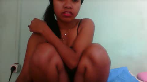 rinah856024 online show from November 14, 4:33 am