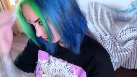   DianaBrite            fansl y online show from September 19, 1:23 pm