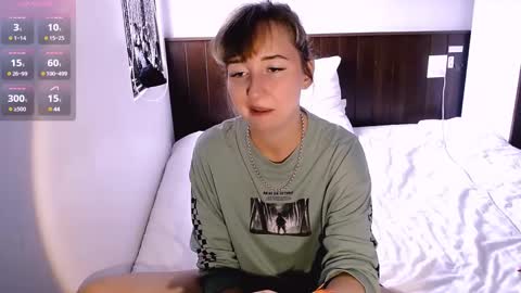 Snapshot of riri_rich chatting on February 26, 8:04 am Rita online show from February 26, 8:04 am