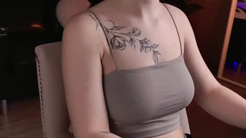 Alice online show from January 2, 4:35 pm