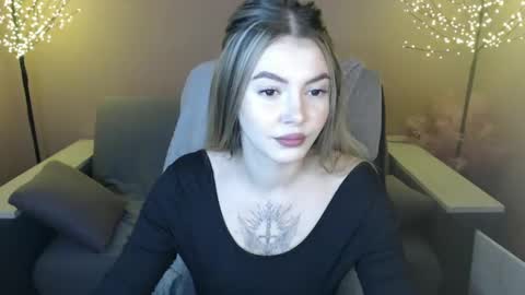 Snapshot of ritaneer chatting on December 8, 9:13 am ritaneer online show from December 8, 9:13 am