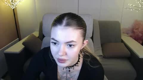 Snapshot of ritaneer chatting on March 11, 12:06 pm ritaneer online show from March 11, 12:06 pm