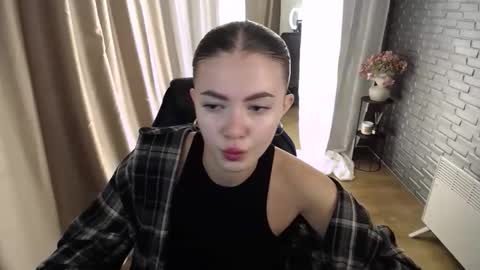 Snapshot of ritaneer chatting on September 13, 8:36 am ritaneer online show from September 13, 8:36 am