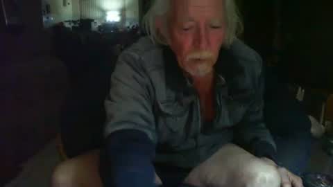 riveratggg online show from November 9, 7:45 pm