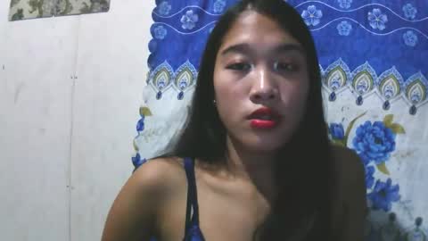 Snapshot of riyu77 chatting on September 9, 2:38 pm riyu77 online show from September 9, 2:38 pm