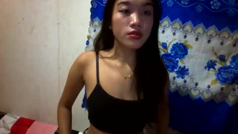 Snapshot of riyu77 chatting on September 30, 10:09 am riyu77 online show from September 30, 10:09 am