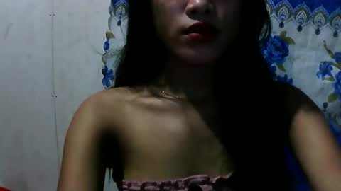 Snapshot of riyu77 chatting on October 29, 10:50 am riyu77 online show from October 29, 10:50 am