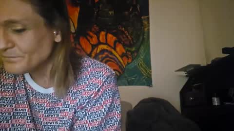 Snapshot of rjeanr chatting on December 14, 10:02 am Randiz online show from December 14, 10:02 am