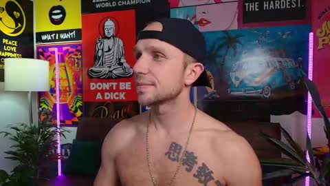 Snapshot of rob_ryder chatting on February 1, 4:03 am rob ryder online show from February 1, 4:03 am