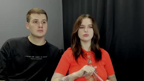 Lisa and Robert  i am online all days 900 am GMT3   online show from January 17, 6:57 am