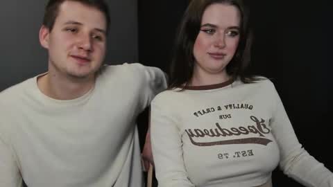 Lisa and Robert  i am online all days 900 am GMT3   online show from March 10, 6:23 pm