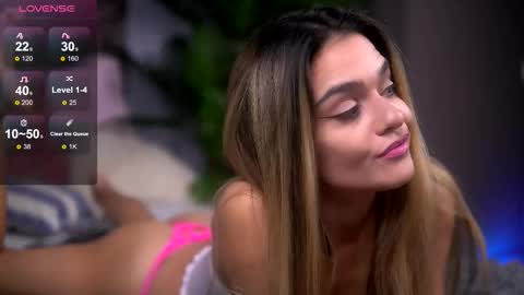 Snapshot of robertarosetti chatting on October 13, 9:20 am Roberta online show from October 13, 9:20 am