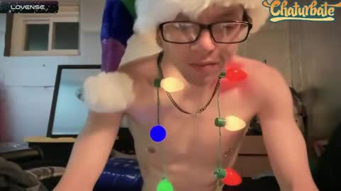 Snapshot of robertcicijr21 chatting on December 8, 9:46 am Robert Cici Jr. online show from December 8, 9:46 am