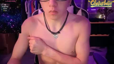 Snapshot of robertcicijr21 chatting on October 28, 2:59 am Robert Cici Jr. online show from October 28, 2:59 am