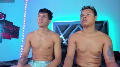 Robert Miller And Mael Thompson  online show from October 5, 4:55 am