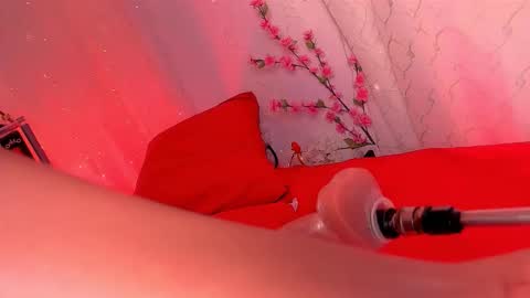 Snapshot of roberts_kloe chatting on September 29, 6:13 pm Roberts kloe online show from September 29, 6:13 pm