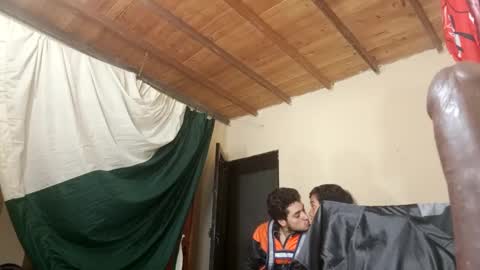 Snapshot of robin_h00t chatting on March 3, 11:03 pm Ivanna and Robin online show from March 3, 11:03 pm