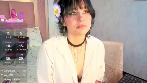 robin D online show from November 23, 2:28 pm