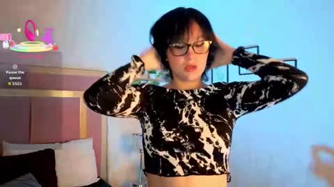 robin D online show from November 27, 12:07 pm