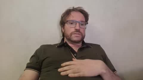 robinouhot online show from February 21, 1:33 pm