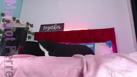 Margot Ferrer online show from December 4, 6:44 am