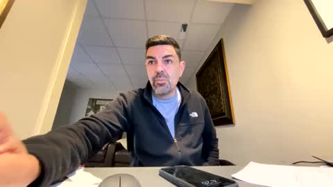 Snapshot of roblatino12 chatting on February 25, 9:24 pm roblatino12 online show from February 25, 9:24 pm