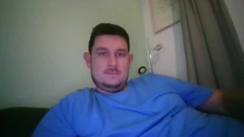 Robin online show from September 21, 8:43 pm