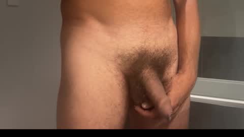 Snapshot of robwhites_uk chatting on October 20, 10:49 am Rob online show from October 20, 10:49 am