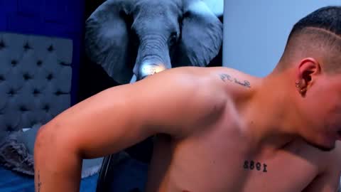 rocco_santos online show from October 1, 1:22 am