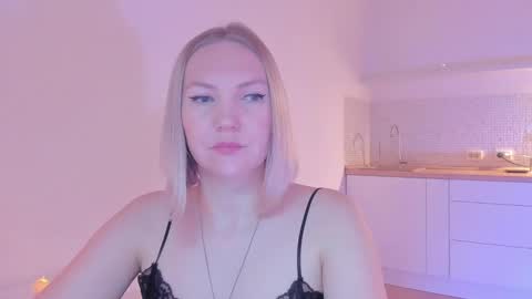 rock__baby online show from December 1, 8:20 pm