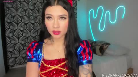 Samantha Estephania  online show from March 9, 10:52 pm