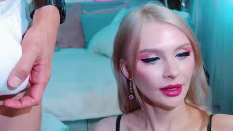 Lina and Den online show from September 12, 8:58 am