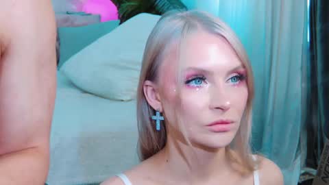 Lina and Den online show from October 3, 10:23 am