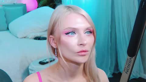 Lina and Den online show from October 17, 10:29 am