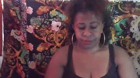 rolande9794 online show from November 17, 8:53 am