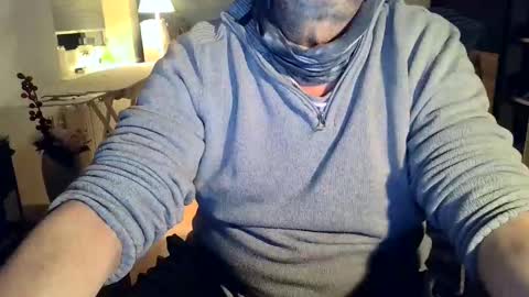 rolandloser1000 online show from January 22, 4:33 pm