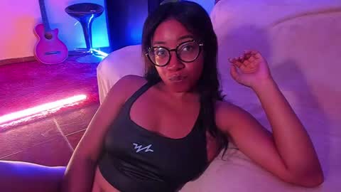 Is A Belle online show from February 8, 2:15 am