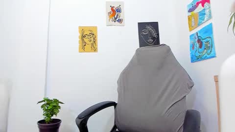 Is A Belle online show from March 2, 1:49 pm