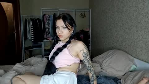 Snapshot of romeliahastert chatting on November 13, 10:47 am Anica online show from November 13, 10:47 am