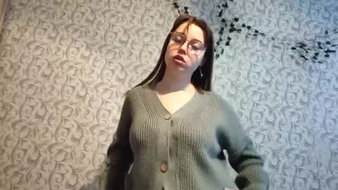 Snapshot of romeliamimozo chatting on December 14, 9:14 am Alya online show from December 14, 9:14 am