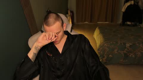 Snapshot of romeo_mercy chatting on February 1, 4:24 am Romeo online show from February 1, 4:24 am