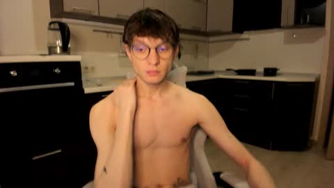 Snapshot of romeo_mercy chatting on November 2, 9:39 pm Romeo online show from November 2, 9:39 pm