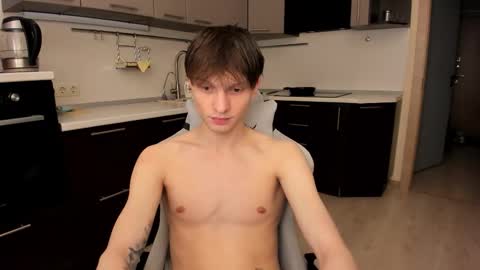 Snapshot of romeo_mercy chatting on November 19, 8:42 pm Romeo online show from November 19, 8:42 pm