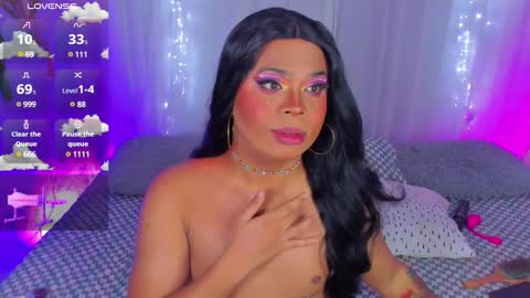 Romi Rouse online show from December 5, 8:11 am