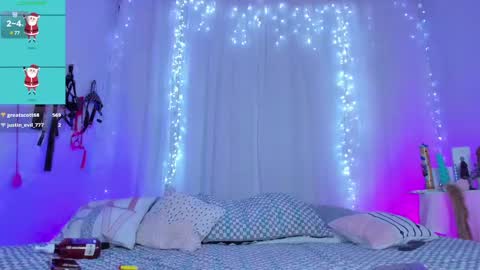 Romi Rouse online show from December 24, 9:50 am