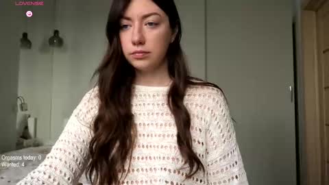 Snapshot of ronny_ponny chatting on February 23, 9:33 am RonnyPonny online show from February 23, 9:33 am