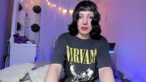 Twelve 3 Inst Twelve 312002 Twitter Room312 2002 online show from December 23, 1:40 am