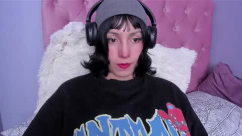 Twelve 3 Inst Twelve 312002 Twitter Room312 2002 online show from December 24, 4:30 pm